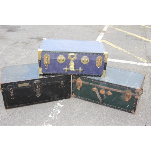7 - 3 X LARGE TRUNKS
79 X 44 X 35CM