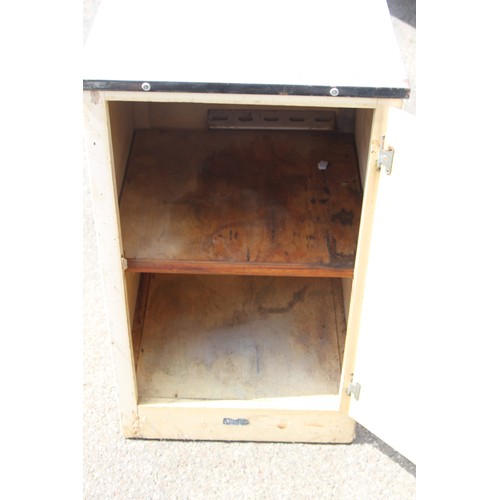 56A - VINTAGE MEAT STORE
46 X 46 X 78CM