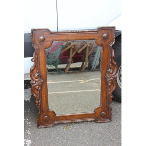 153 - VINTAGE ORNATE OAK MIRROR
83 X 70CM