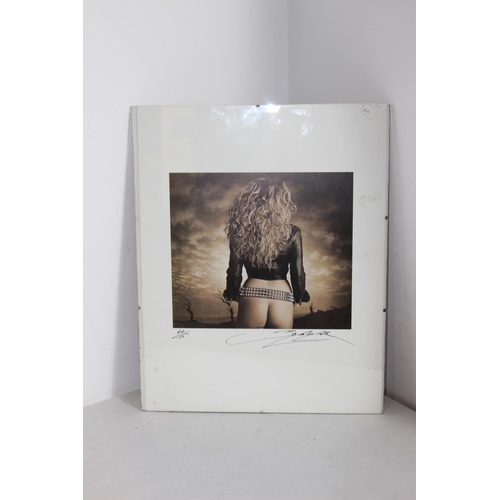 160 - SIGNED LIMITED EDITION EROTIC PRINT
50 X 40CM