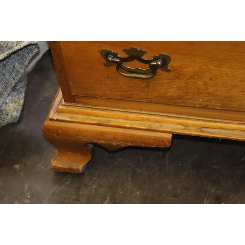 96 - VINTAGE EDWARDIAN WALNUT CHEST OF DRAWERS 
103 X 53 X 93CM