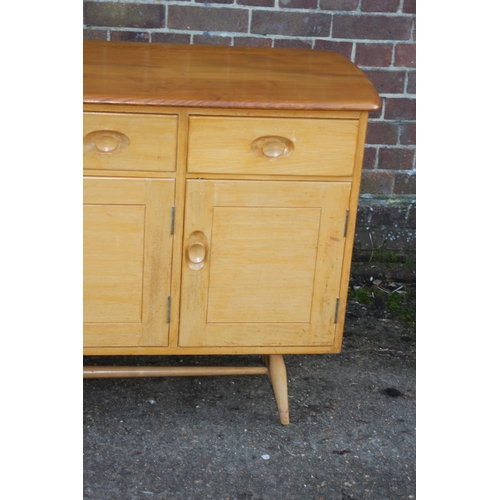 101 - BLONDE ERCOL SIDEBOARD 
123 X 48 X 82CM