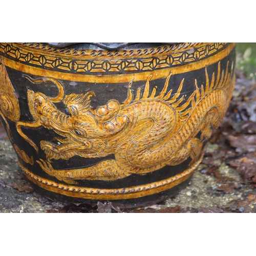 146 - CHINESE GARDEN POT 
56 X 40CM