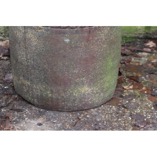 173 - LARGE GARDEN POT 
57 X 51CM