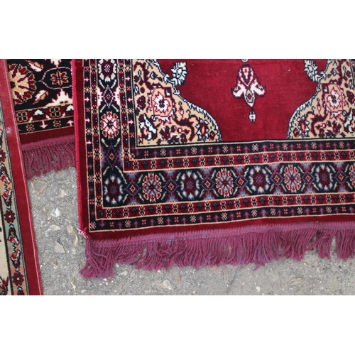 190 - 4 X VINTAGE RUGS
200 X 150CM