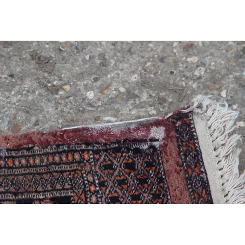 196 - VINTAGE EASTERN RUNNER RUG
525 X 79CM