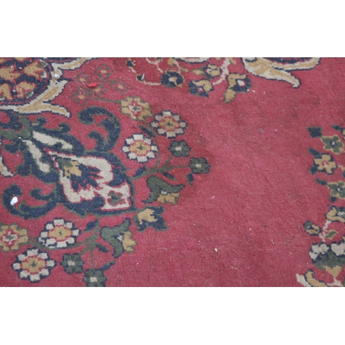 197 - VINTAGE RUG
269 X 194CM