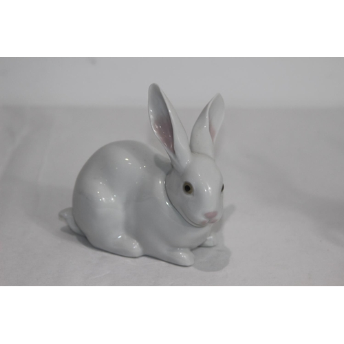 366 - 4 X LLADRO RABBIT FIGURES 
16CM