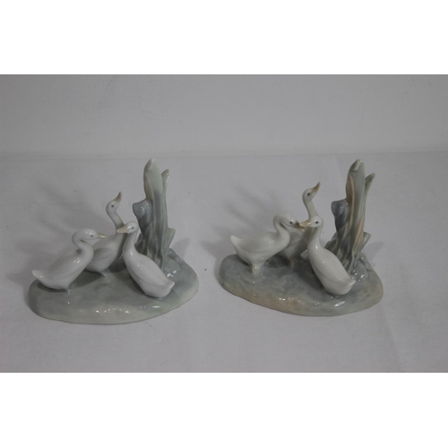 374 - 4 X NAO DUCK FIGURES 
12CM