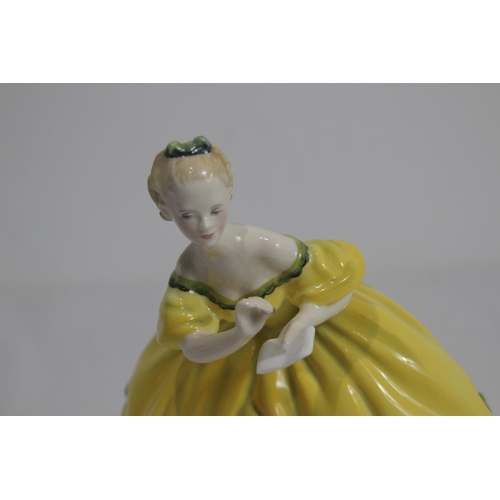 383 - ROYAL DOULTON THE LAST WALTZ FIGURINE
19CM