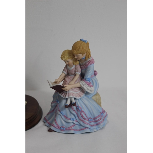 384 - LENNOX AND LEONARDO FIGURINES 
27CM