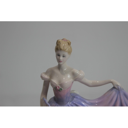 399 - ROYAL DOULTON FIGURE OF THE YEAR RACHAEL FIGURINE
23CM