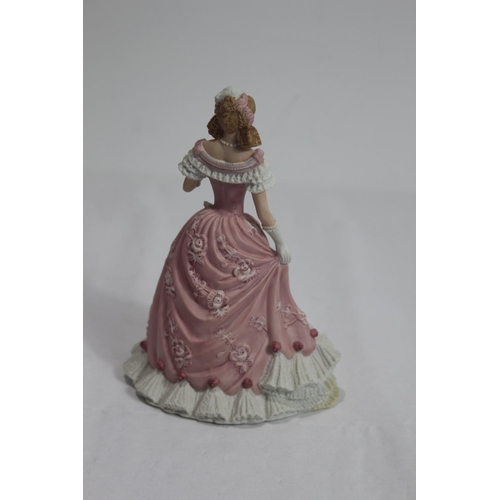 400 - WEDGWOOD SPINK THE CORONATION BALL - 1867 OF 10000
20CM