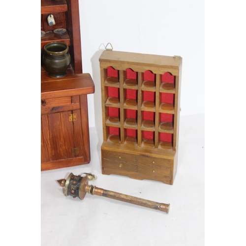 500 - MINIATURE DRESSER AND THIMBLE HOLDERS ETC