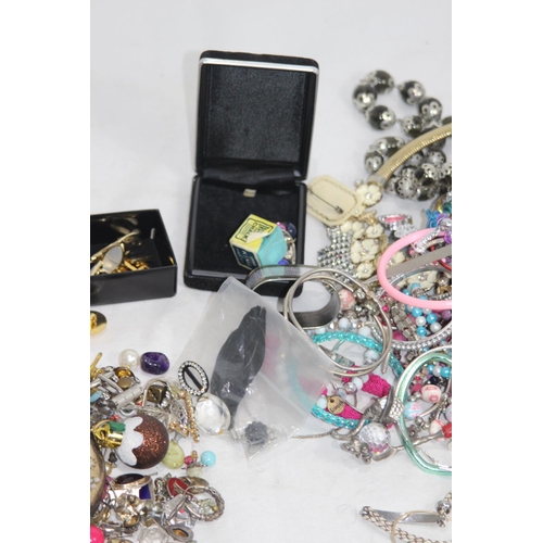 501 - CASE OF COSTUME JEWELLERY