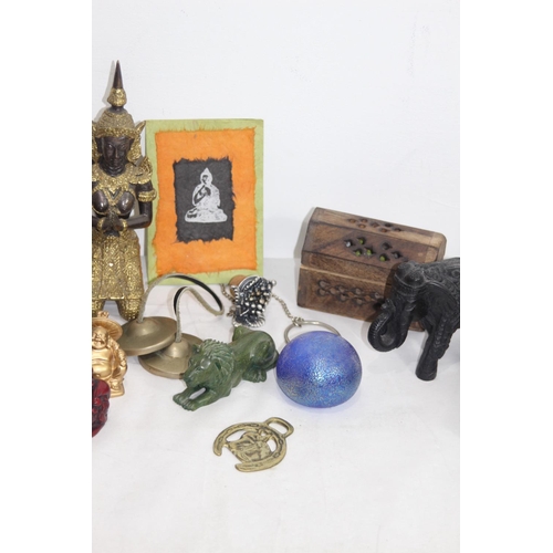 506 - BOX OF INTERESTING ETHNIC ITEMS