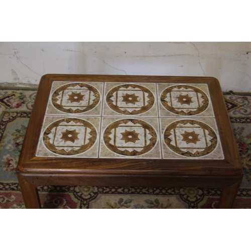 64 - RETRO TILED TOPPED COFFEE TABLE
134 X 75 X 42CM