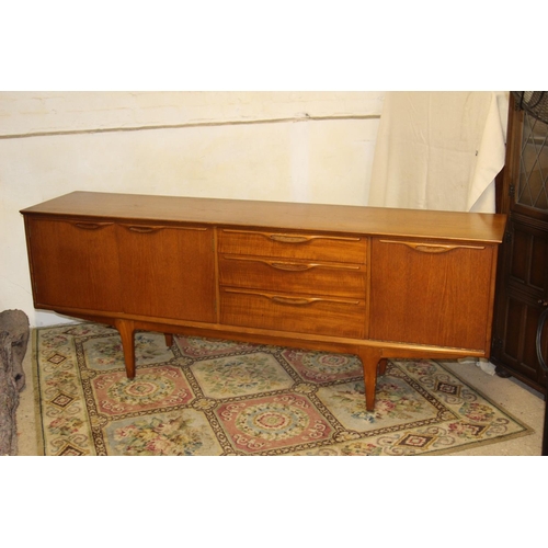 66 - RETRO SIDEBOARD - FRONT LEG A/F
198 X 45 X 76CM