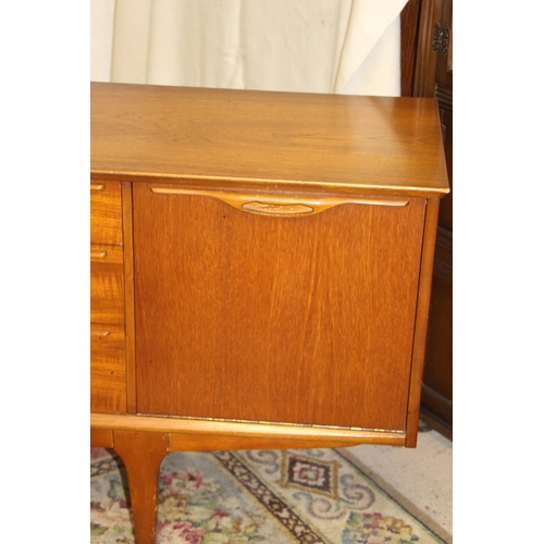 66 - RETRO SIDEBOARD - FRONT LEG A/F
198 X 45 X 76CM