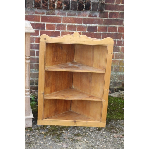 82 - PINE CUPBOARD AND CORNER CUPBOARD
71 X 43 X 92CM