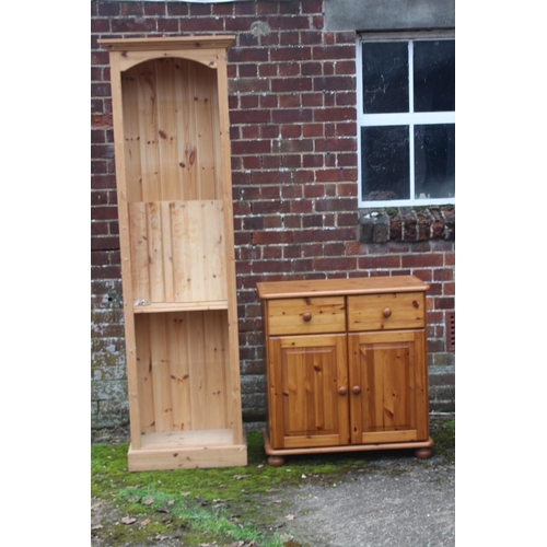 84 - PINE UNIT AND BOOKCASE
61 X 35 X 200CM