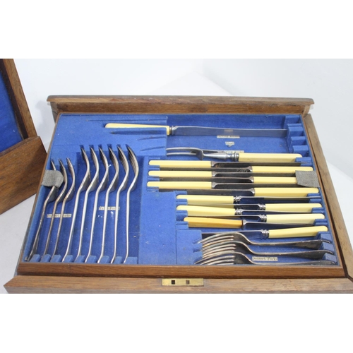 532 - VINTAGE CUTLERY BOX AND CONTENTS - A/F