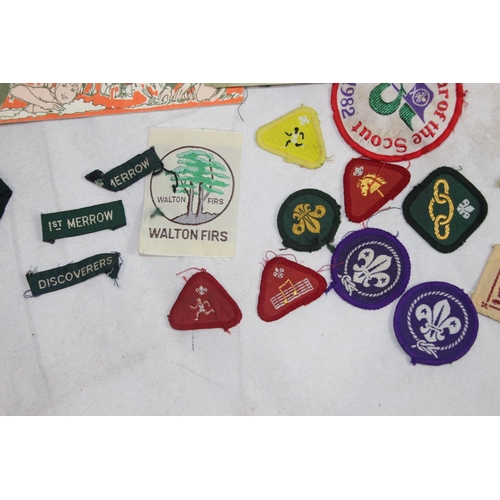 555 - QUANTITY OF BOY SCOUT MEMORABILIA