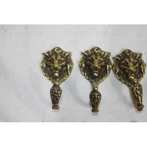 582 - VINTAGE LION MASK COAT HOOKS