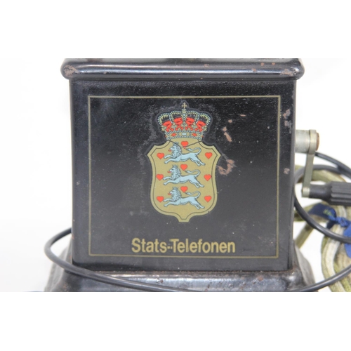 610 - VINTAGE STATS TELEFONEN DESK TELEPHONE 
30CM