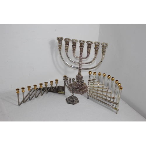 622 - QUANTITY OF JEWISH CANDLESTICKS