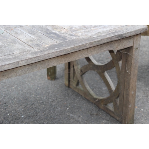 178 - BIRD HOUSE TABLE AND BENCH
119 X 51CM