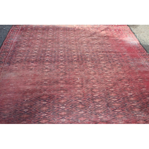 202 - VINTAGE EASTERN HANDMADE RUG
319 X 200CM