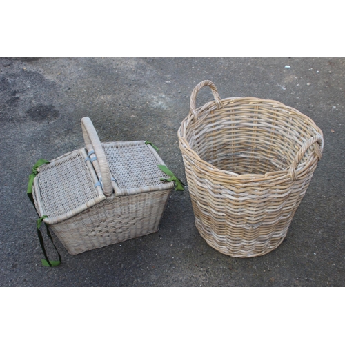 642 - QUANTITY OF WICKER BASKETS 
45CM