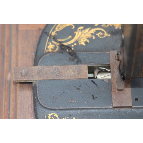 671 - VINTAGE SINGER SEWING MACHINE 150 YEARS OLD