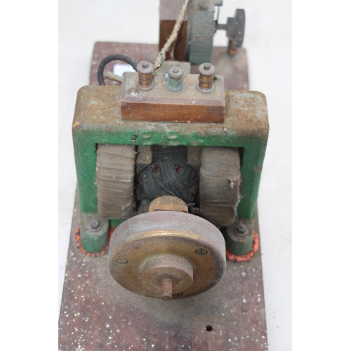 676 - VINTAGE SANDER / GRINDER