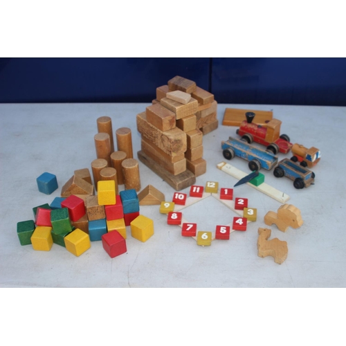 733 - QUANTITY OF WOODEN TOYS