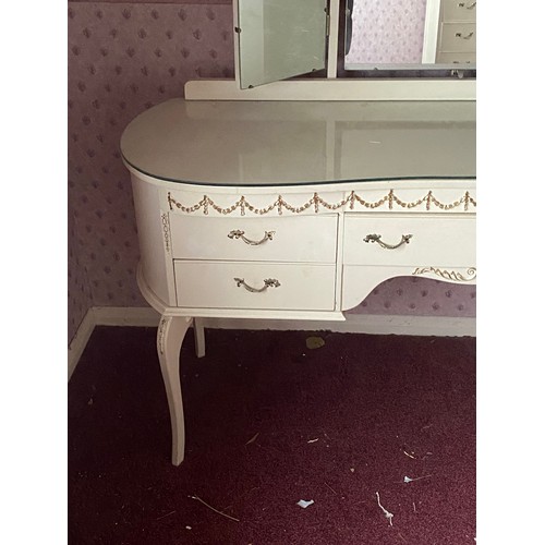 15 - QUEEN ANNE DRESSING TABLE 
145 X 45 X 148CM