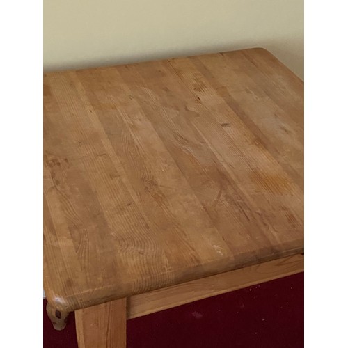 18 - PINE FARMHOUSE TABLE 
68 X 69 X 78CM