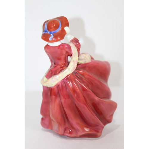 304 - ROYAL DOULTON TOP O THE HILL FIGURINE 
18CM