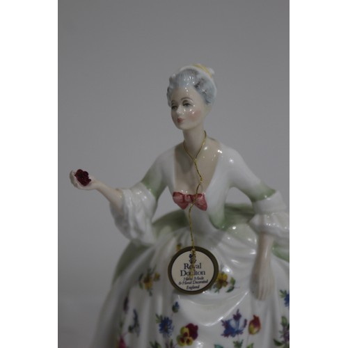 319 - ROYAL DOULTON DIANA FIGURINE
22CM