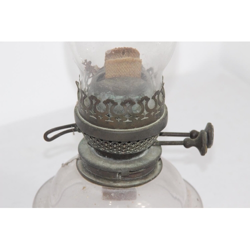 261 - VINTAGE OIL LAMP 30CM