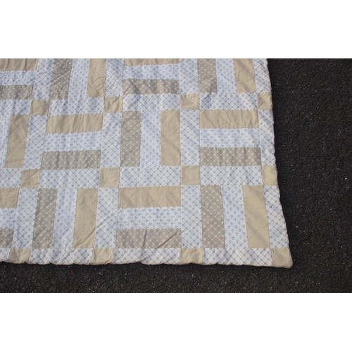 584 - VINTAGE LAURA ASHLEY THROW
234 X 252CM