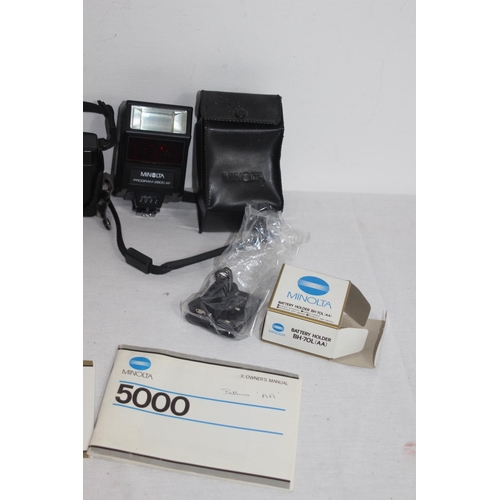 668 - MINOLTA 5000 CAMERA AND ACCESSORIES