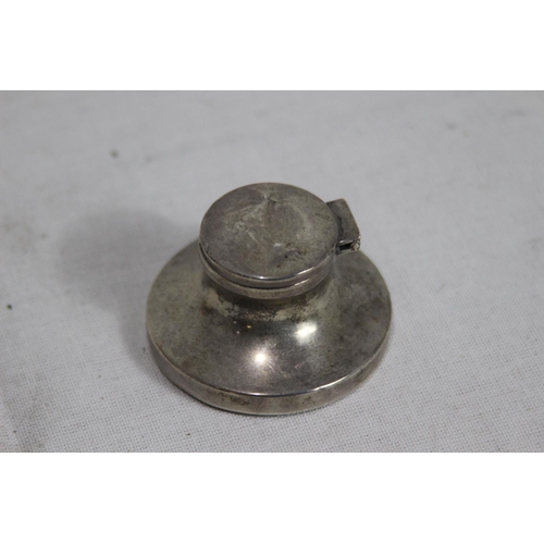 1152 - SILVER CAPSTAN INKWELL - BIRMINGHAM 1930 - S. BLACKENSEE AND SON LTD