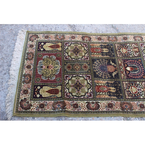 204 - ORIENTAL RUG
180 X 90CM