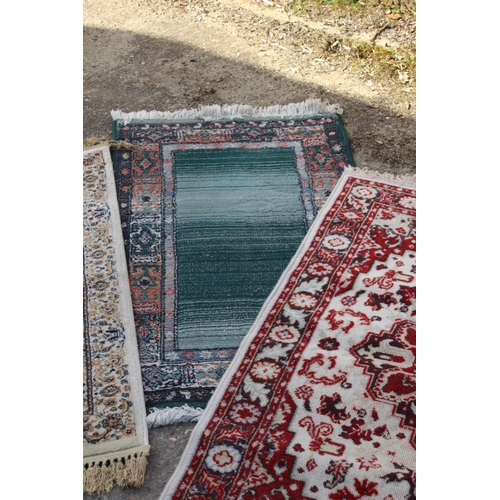 209 - 3 X VINTAGE RUGS
80 X 130CM