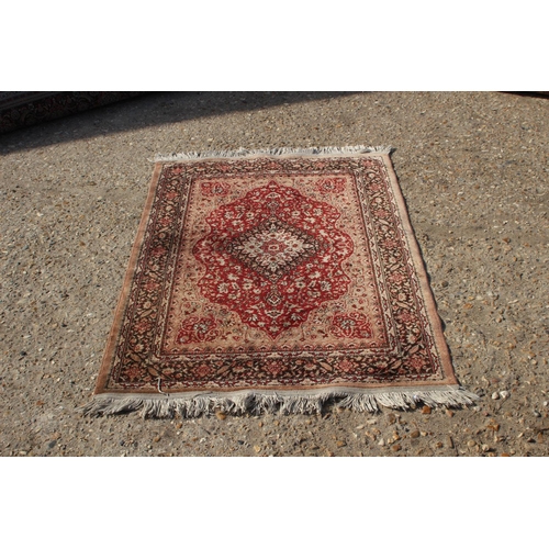 210 - VINTAGE MARKS AND SPENCERS RUG
127 X 95CM