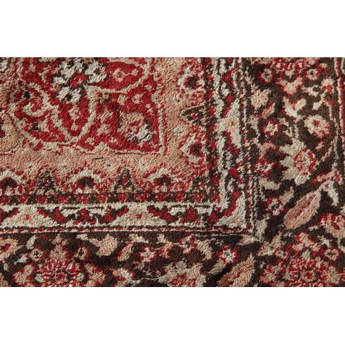 210 - VINTAGE MARKS AND SPENCERS RUG
127 X 95CM