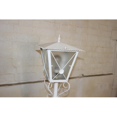 225 - METAL STANDARD LAMP
150CM