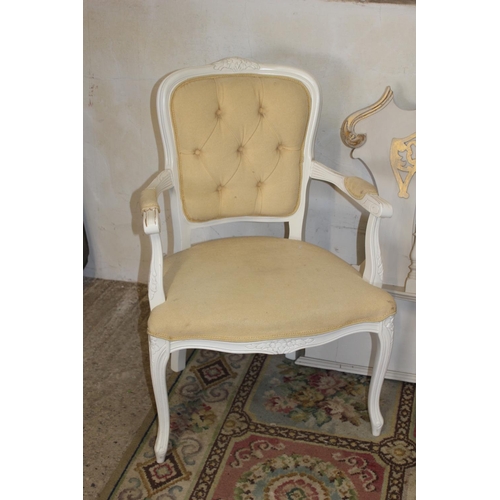 30 - ORNATE MIRROR AND Queen Anne STYLE CHAIR 
102 X 82 X 20CM